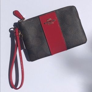 Coach Signature Stripe Corner Zipper Wristlet